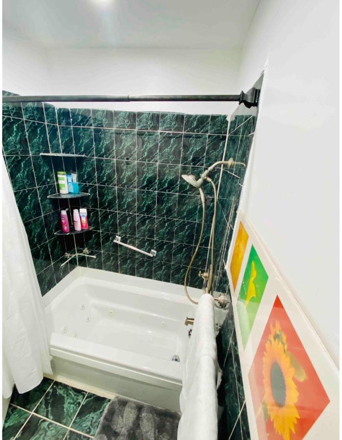 Room With Jacuzzi, Massage Seat, And Parking Space, The Best Choices!! North Bergen Exterior foto